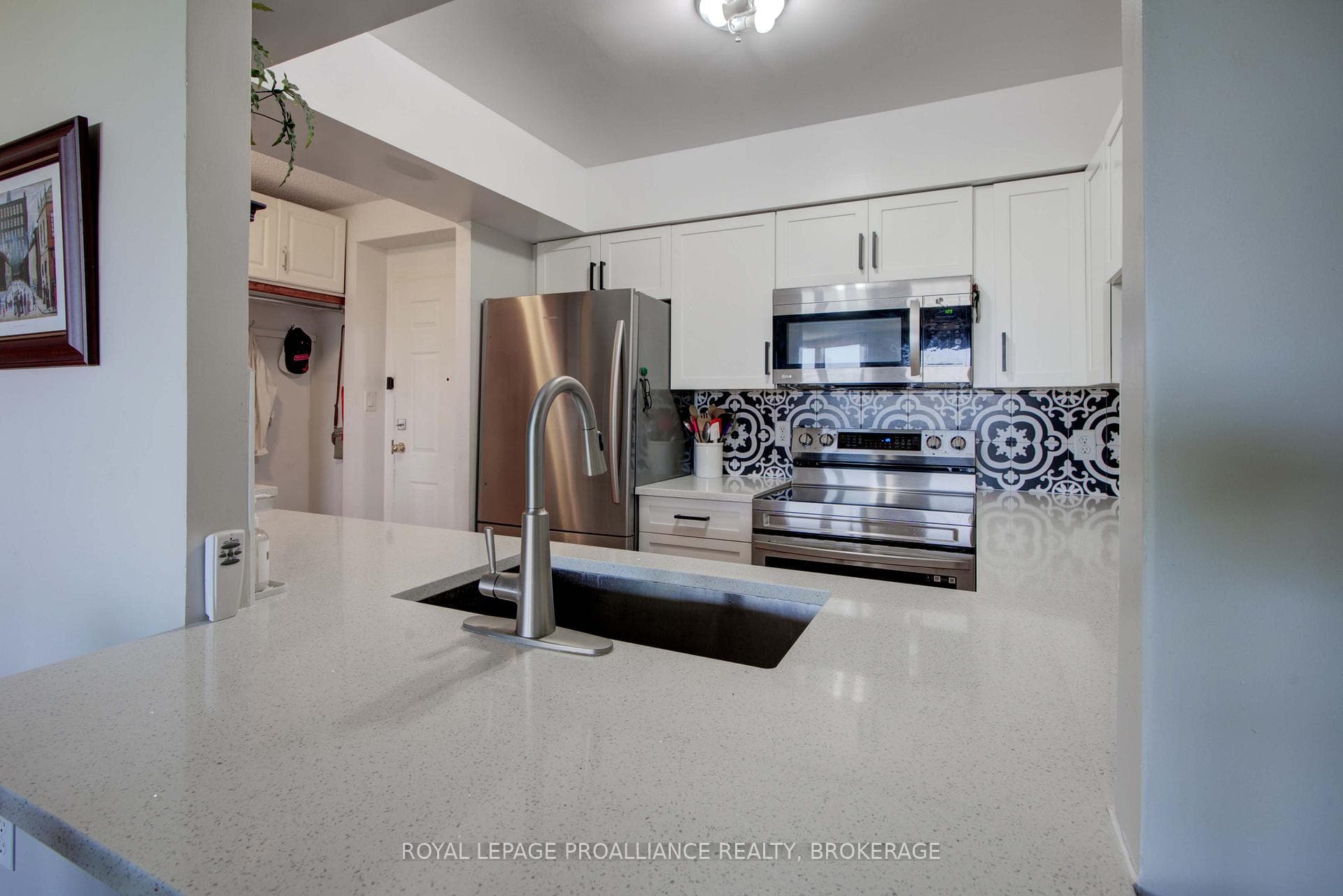 675 Davis Drive Unit 609 photo 18