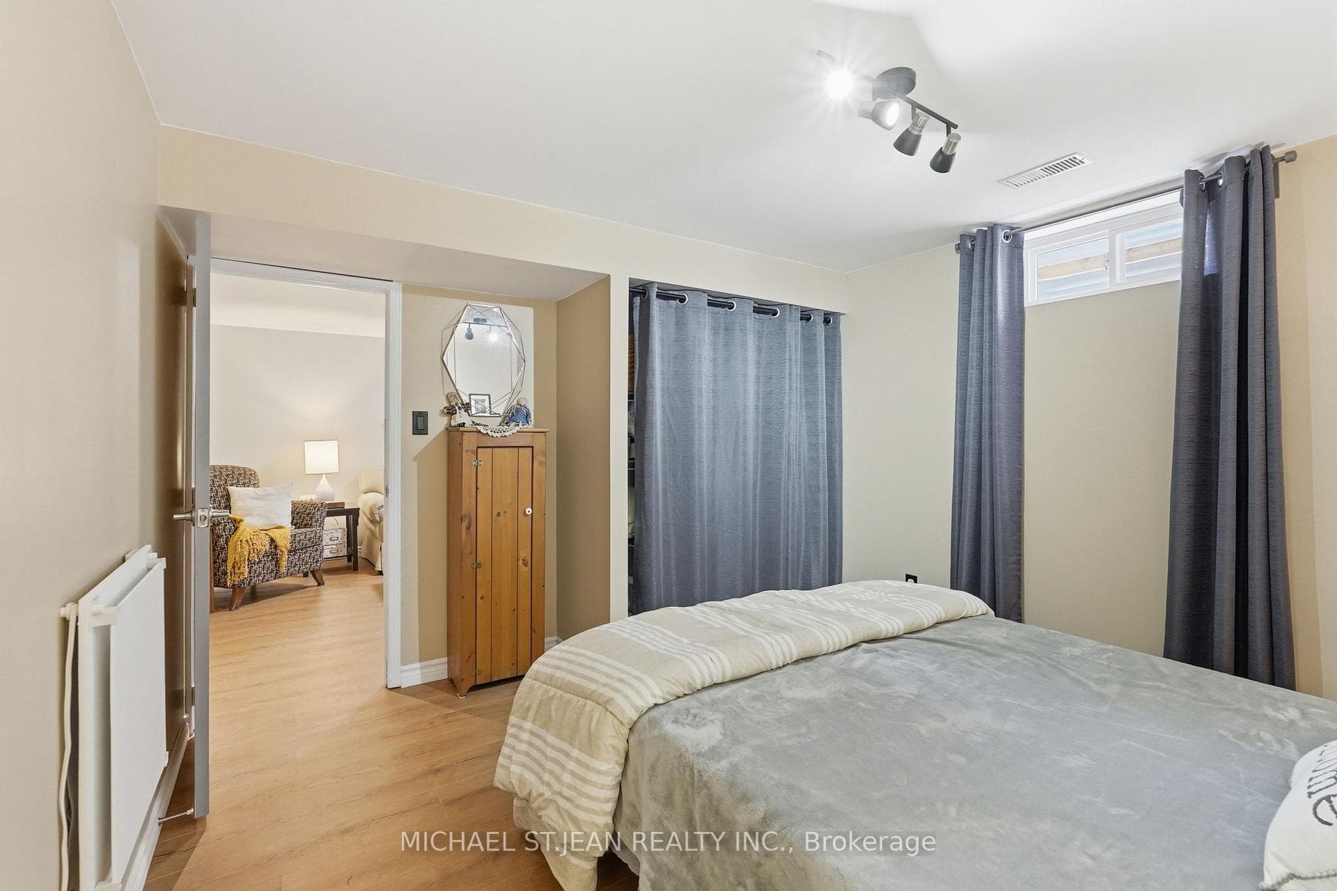 6 Darlington Drive photo 40