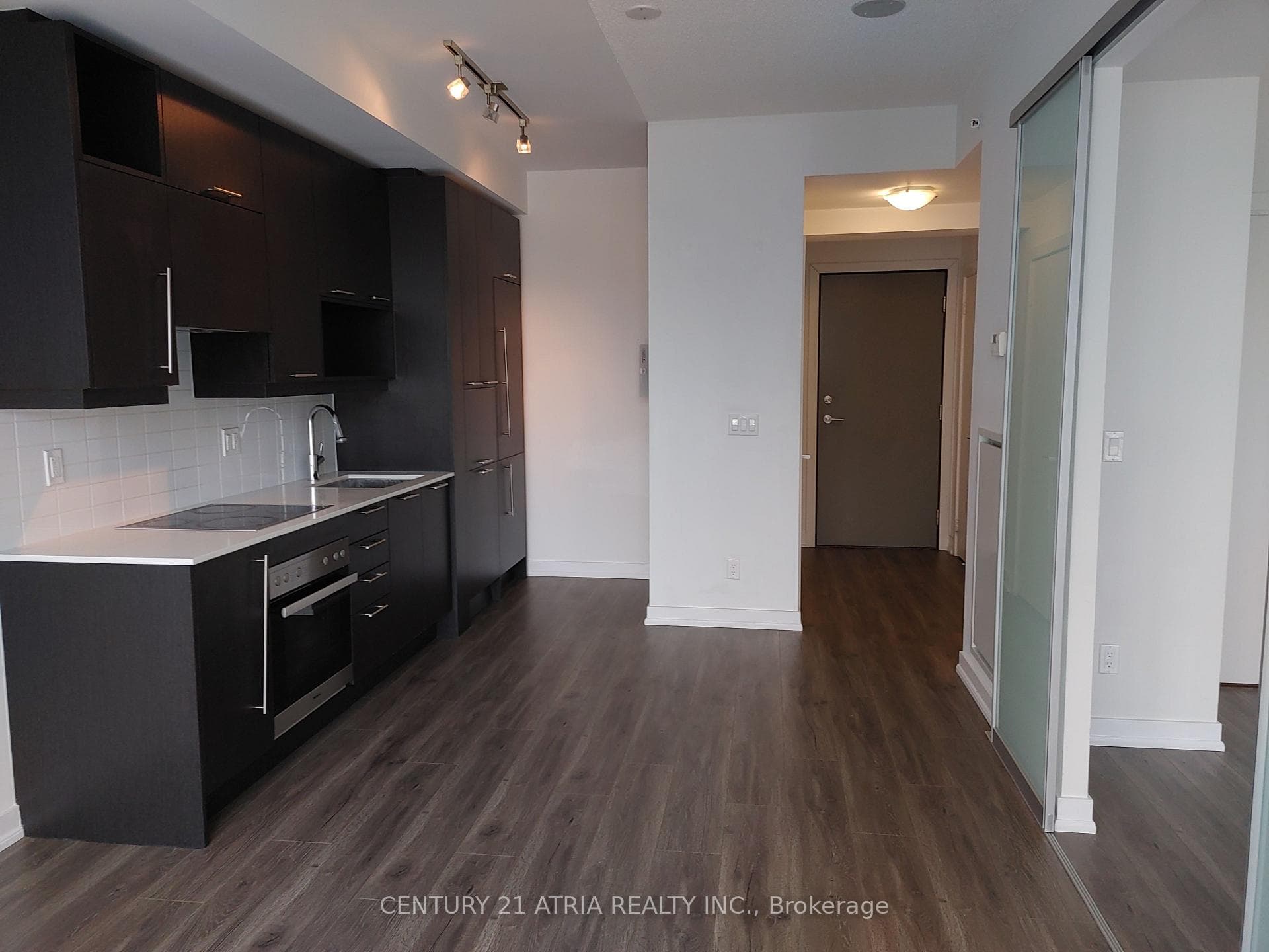 30 Nelson Street Unit 2803 photo 1