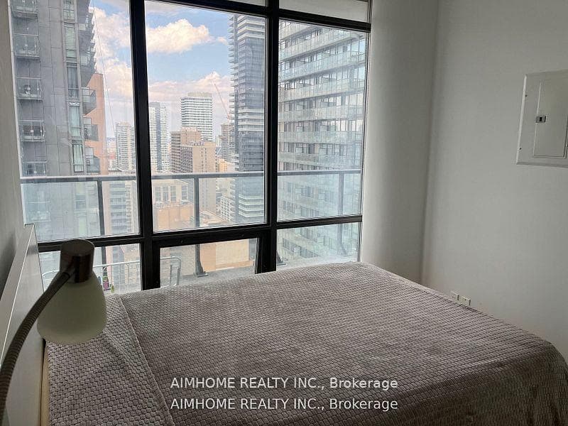 832 Bay Street Unit 2506 photo 8