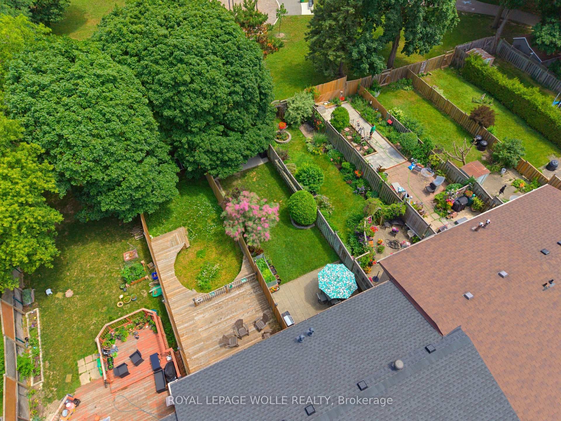 48 Guerin Avenue photo 36