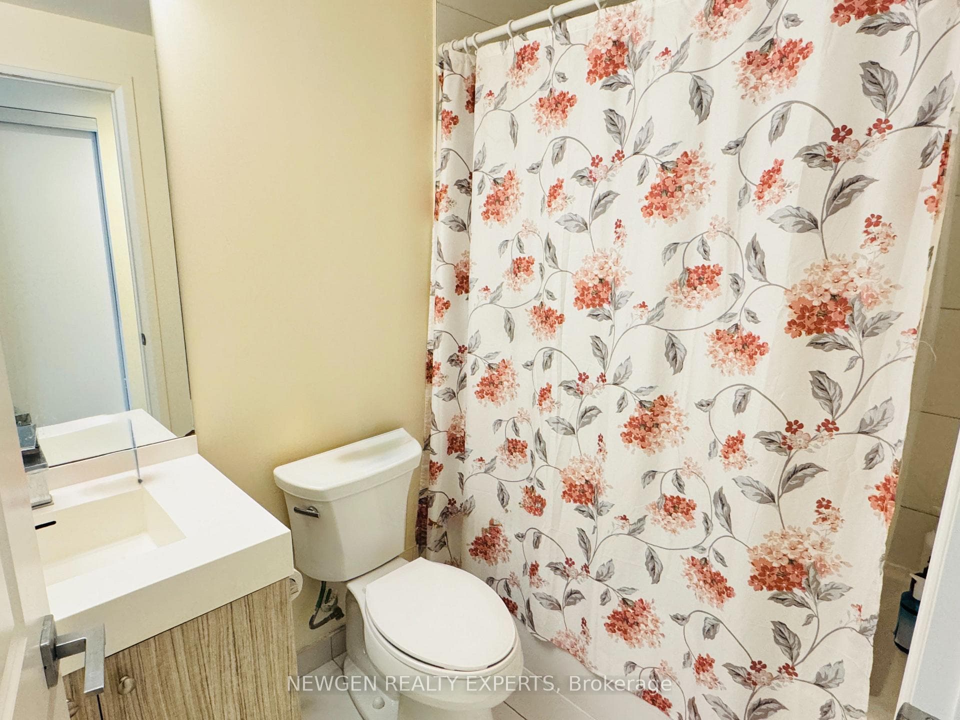 251 Jarvis Street Unit 733 photo 14