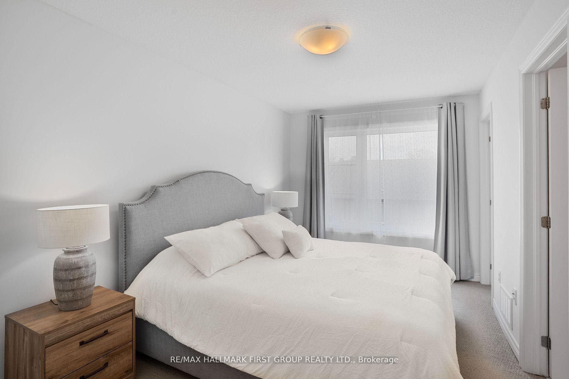 120 Court Drive Unit 28 photo 16
