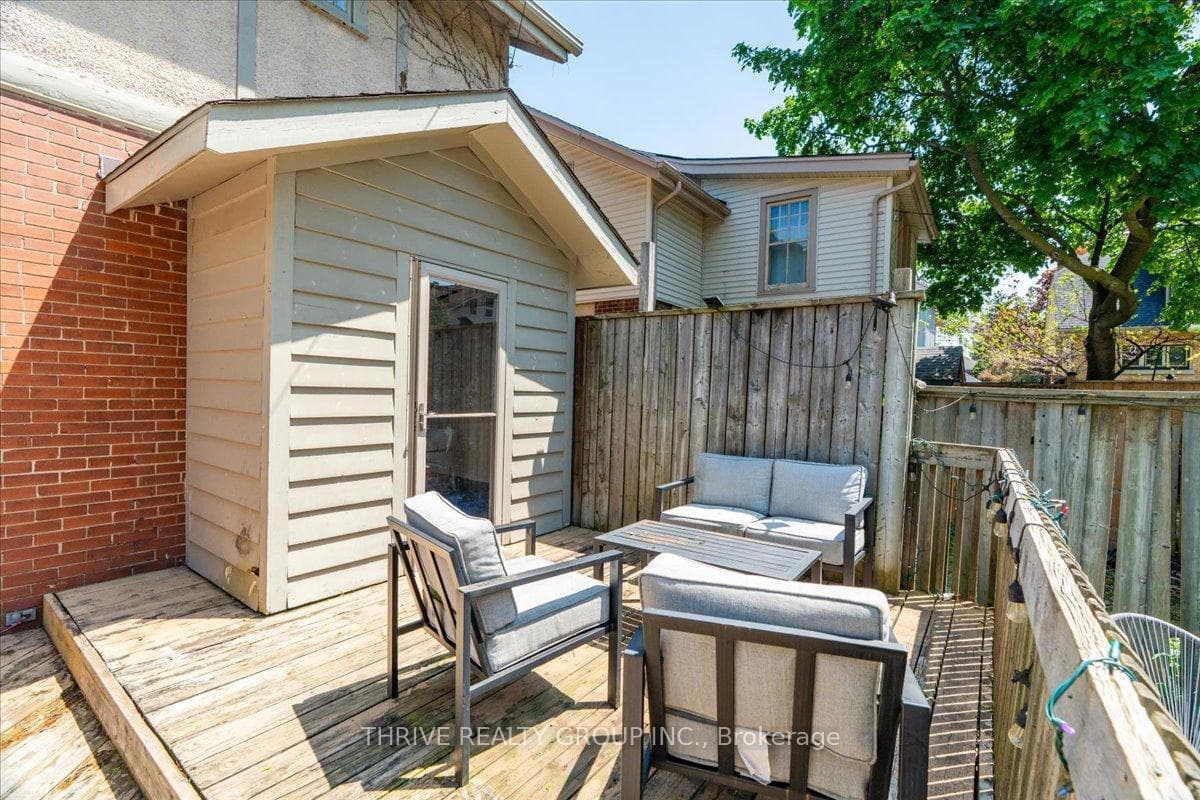 251 Ridout Street photo 39