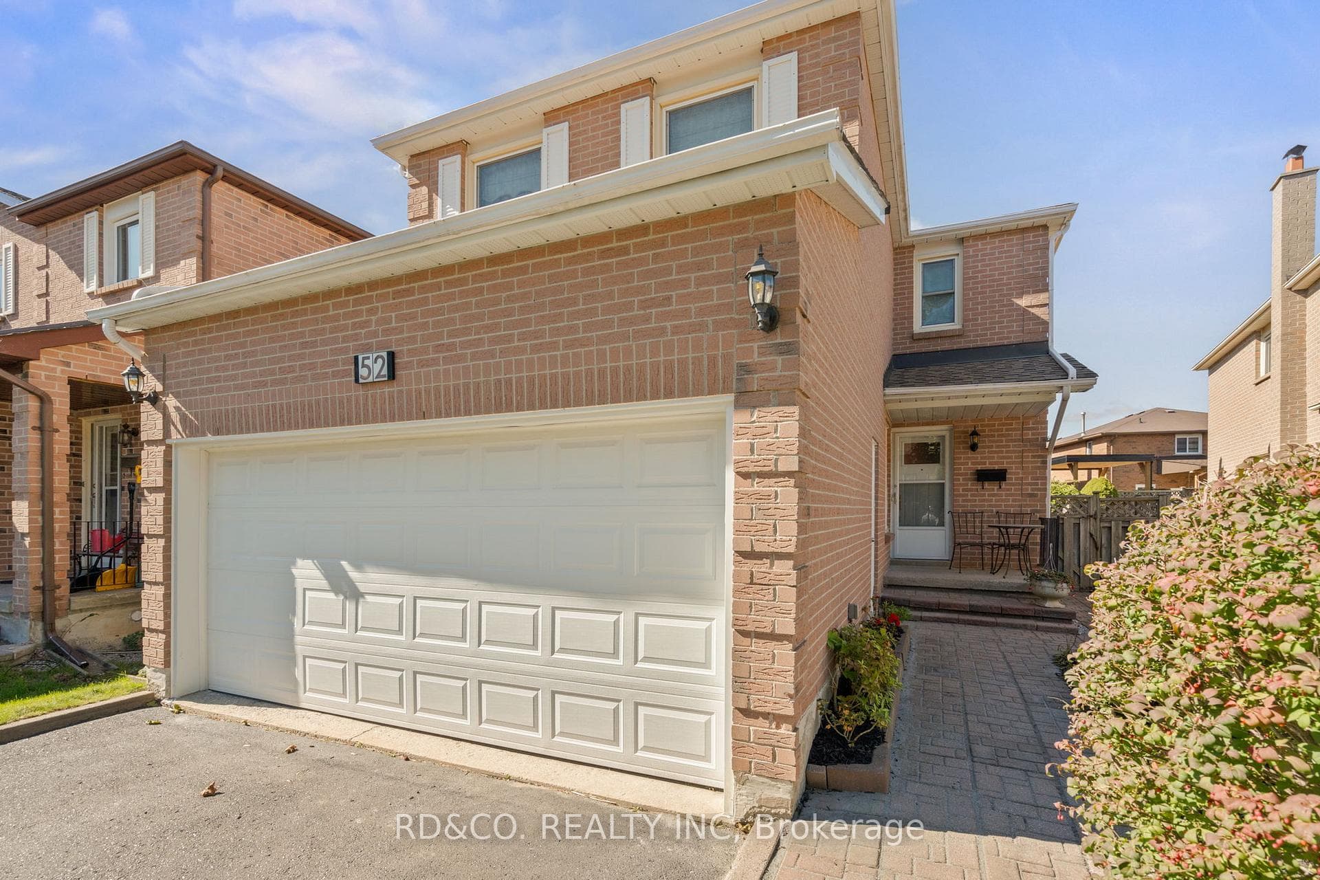 52 Strathmore Drive photo 2