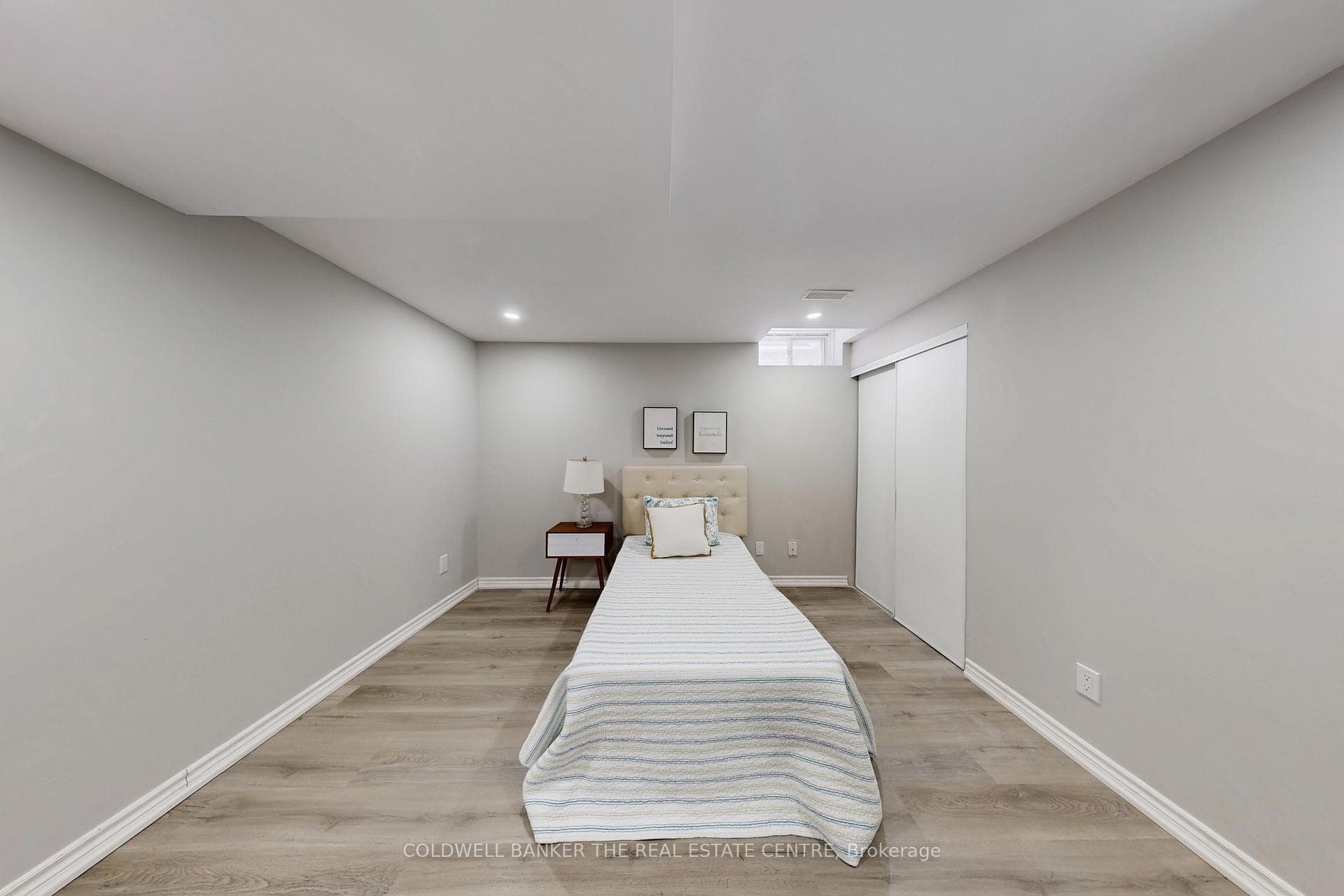 54 Laguna Crescent photo 41