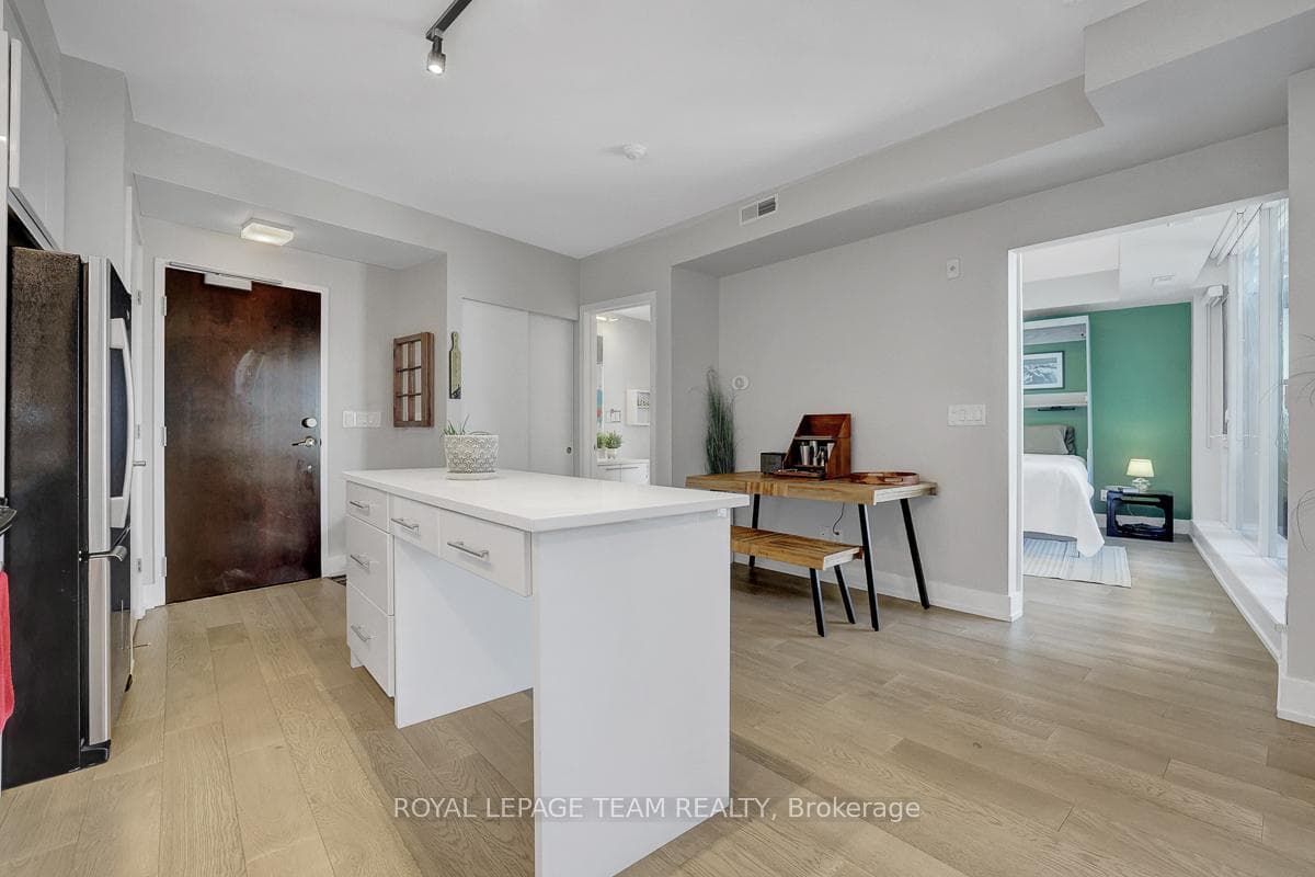 kitchen and flex space