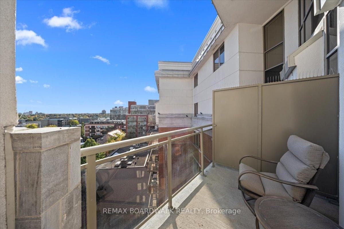 320 Mcleod Street Unit #PH804 photo 38