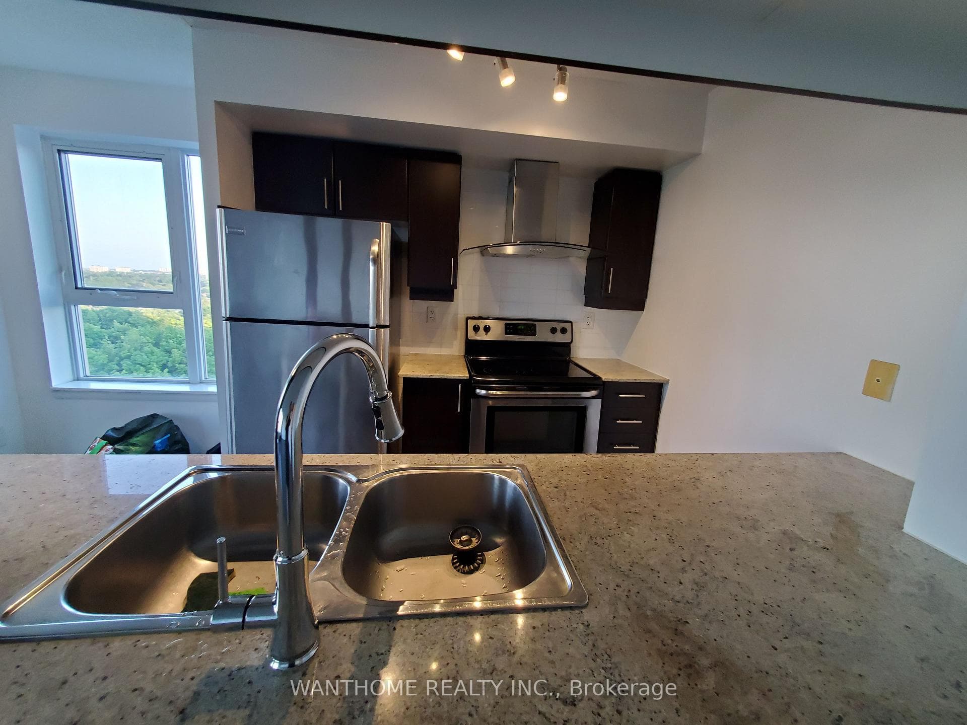 190 Borough Drive Unit 1705 photo 5
