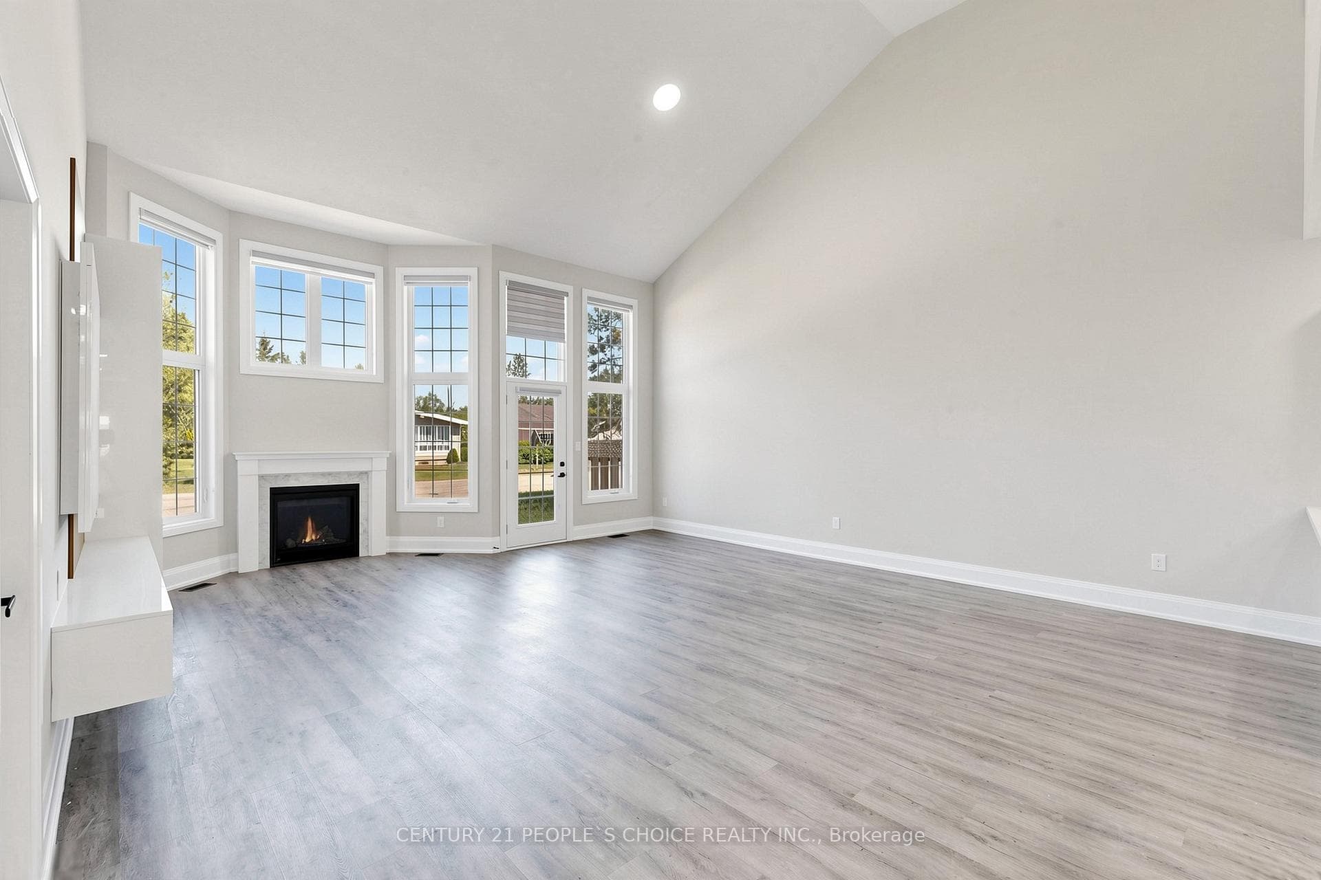 8 Durham Road photo 4