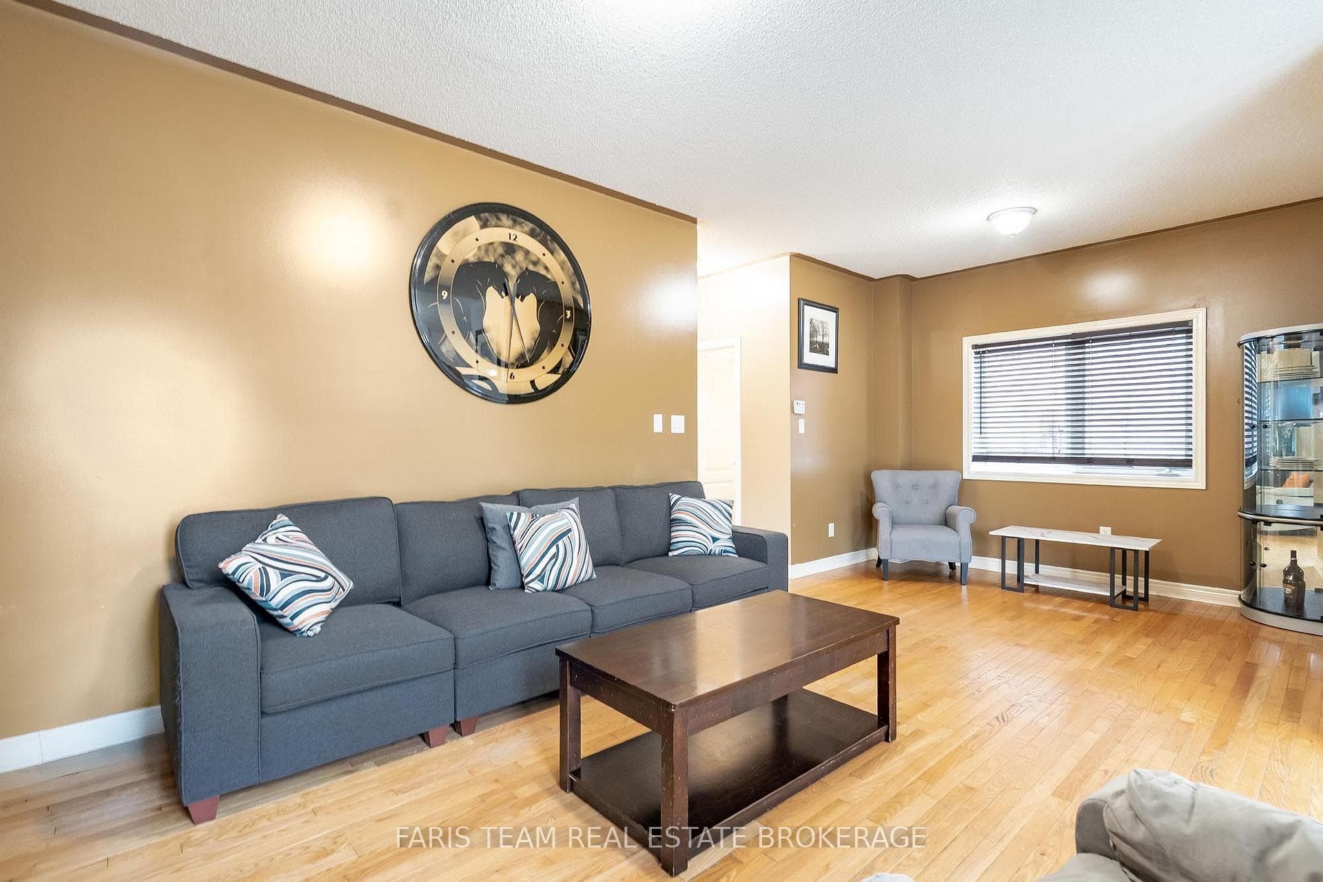 1244 Mary-Lou Street photo 11