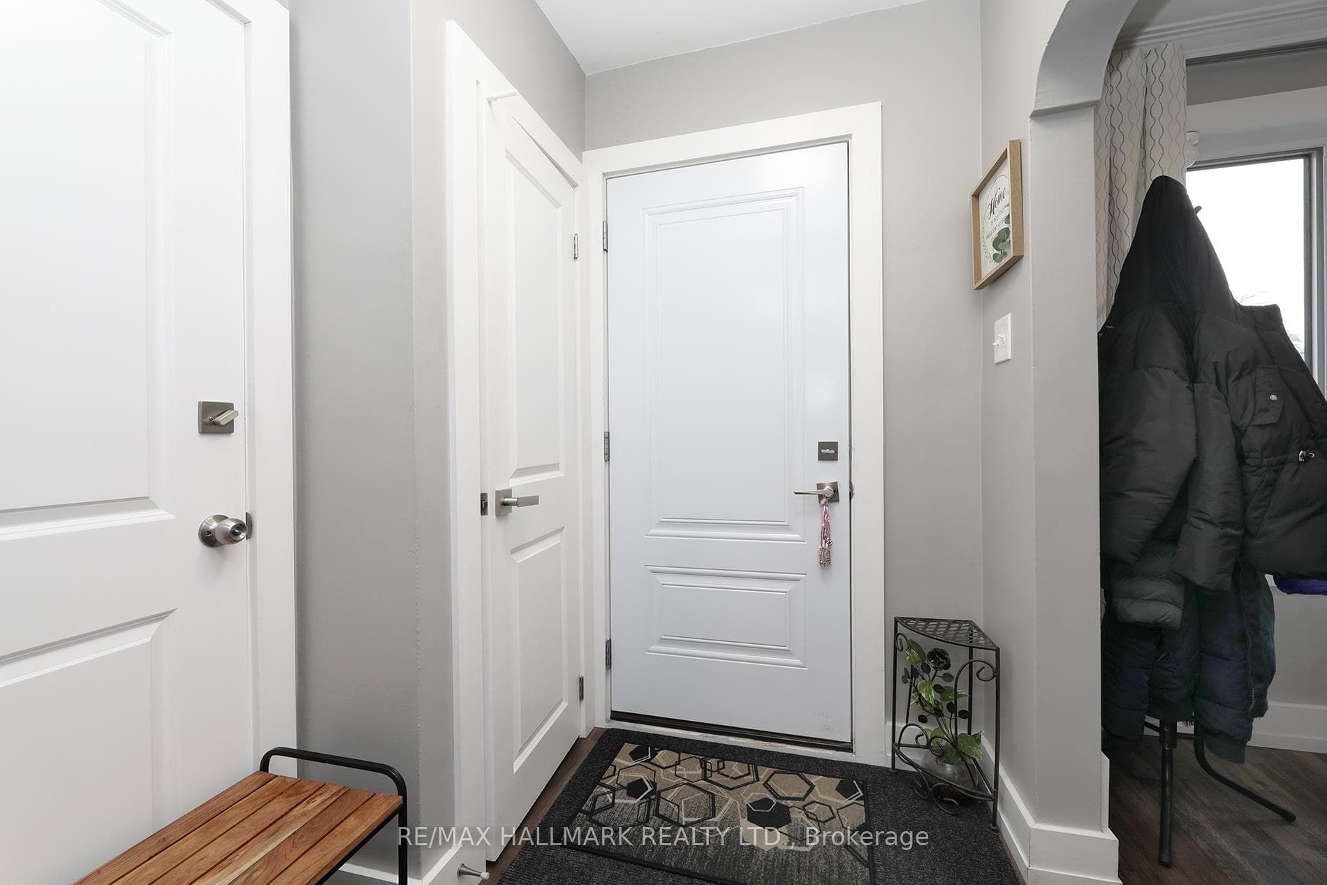 1535 Pharmacy Avenue photo 3
