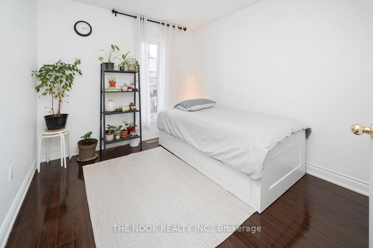 50 Torr Lane photo 20