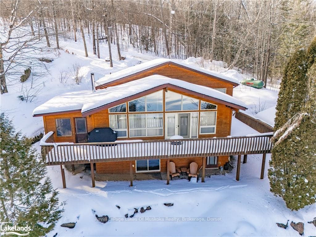 1094 CRUMBY LAKE Drive photo 40