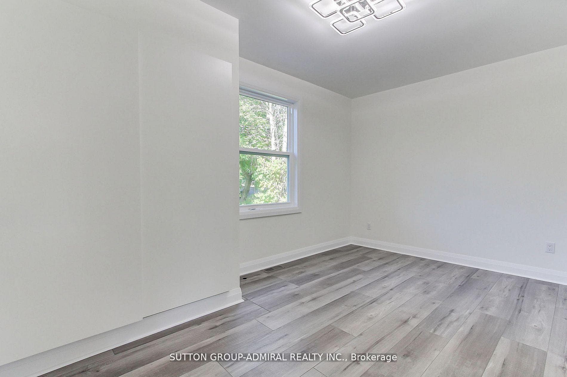836 Montsell Avenue photo 22