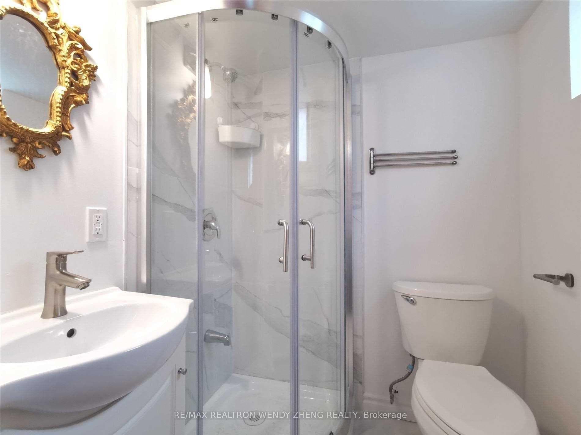 4 Fordcombe Crescent Unit Bsmt photo 8