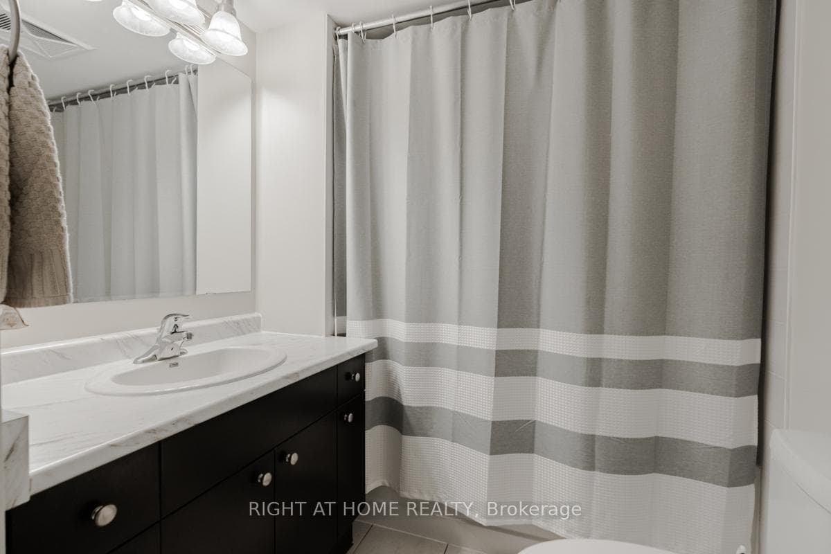 1005 Nadalin Heights Unit 212 photo 20