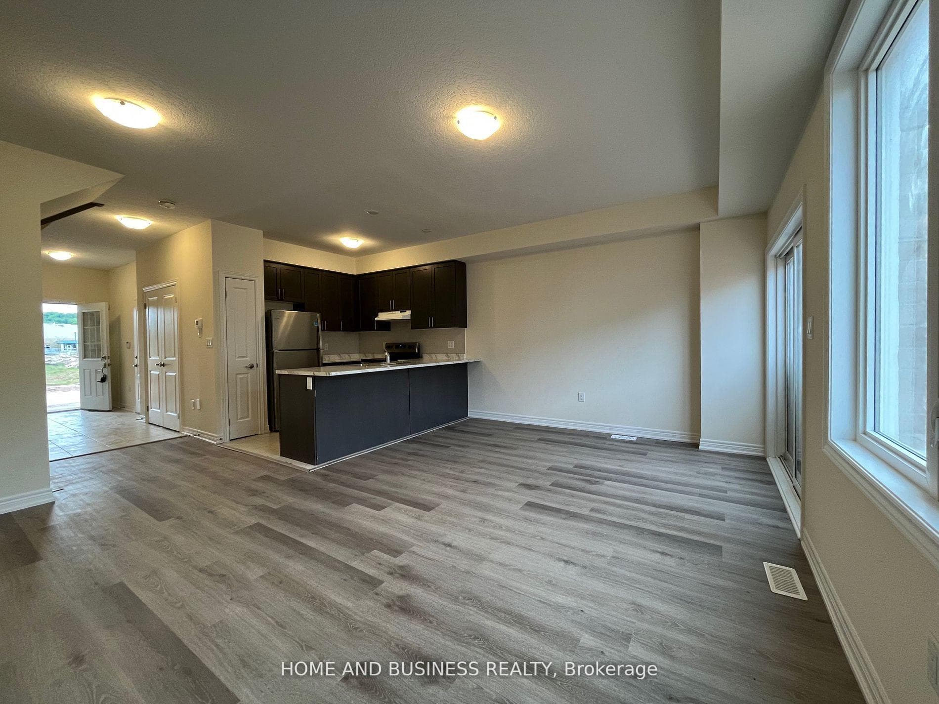 169 Sonoma Lane photo 6