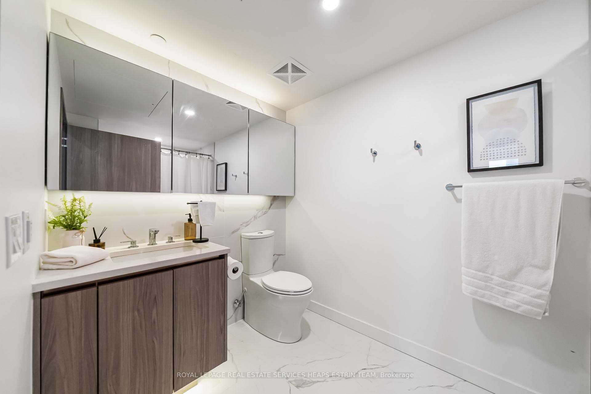 3 Concord Cityplace Way Unit 7006 photo 32