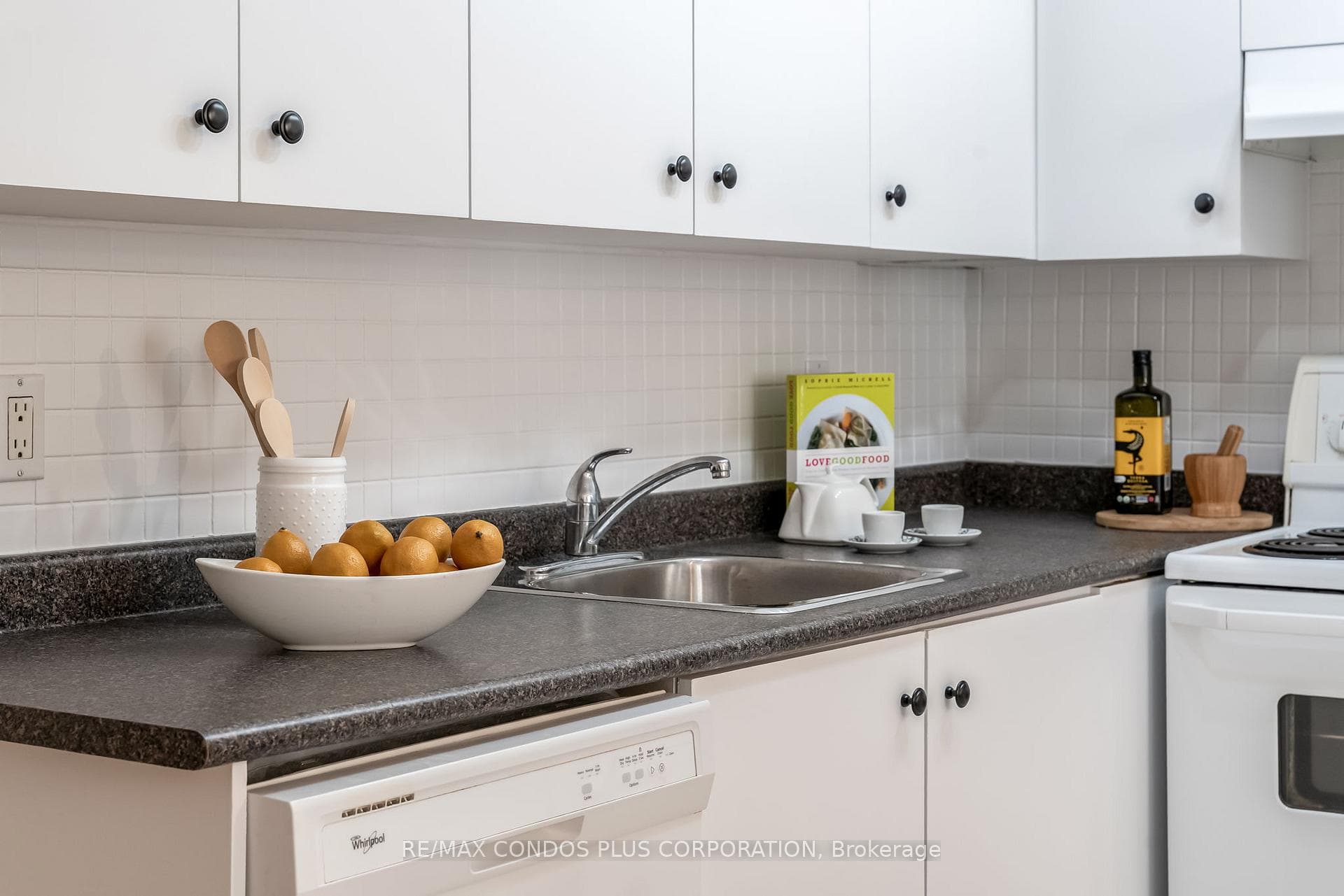 415 Jarvis Street Unit 134 photo 9