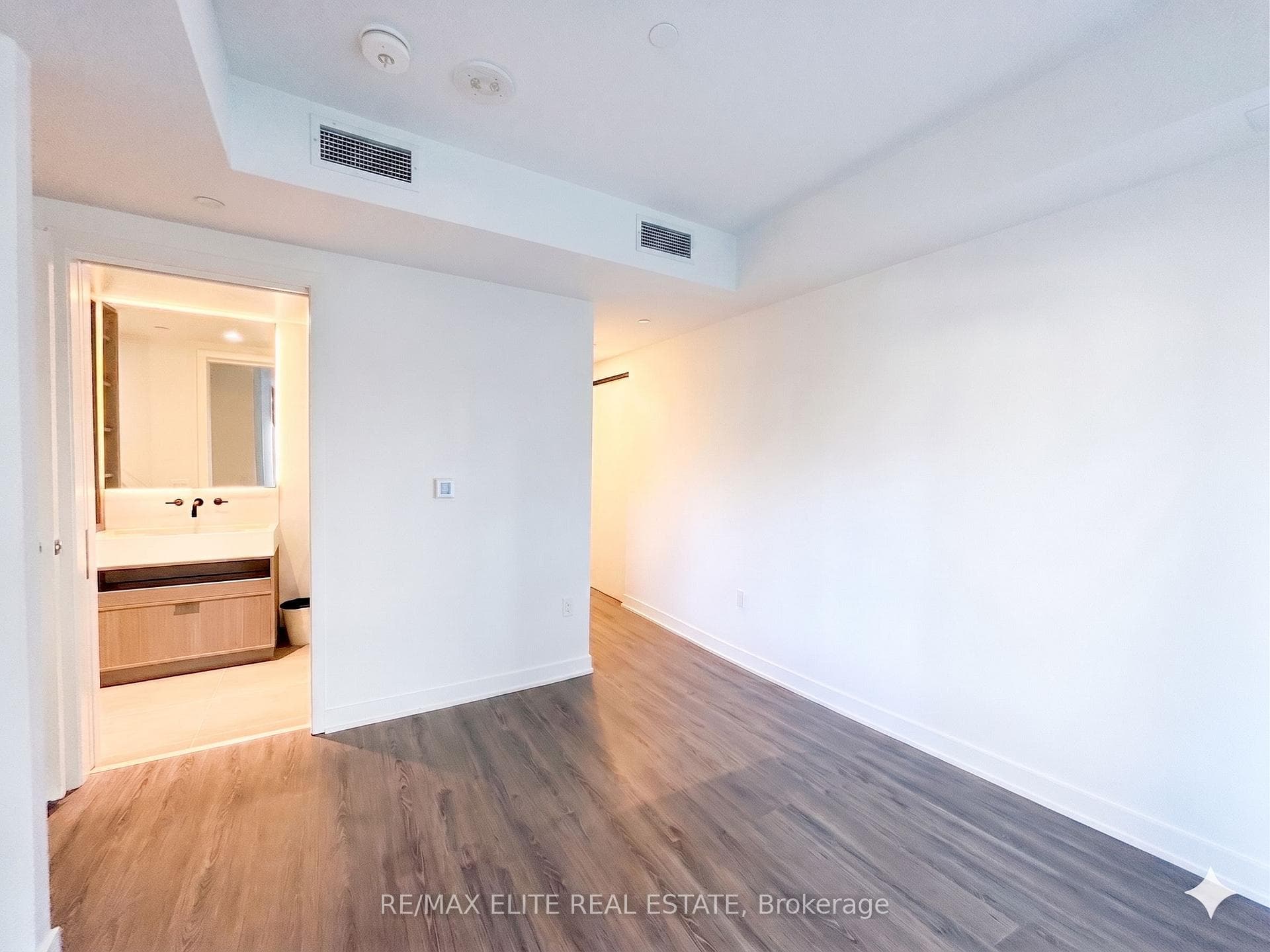 55 Charles Street Unit TH10 photo 16