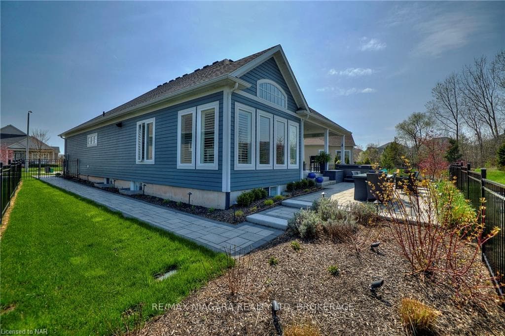3511 TRILLIUM Crescent photo 33