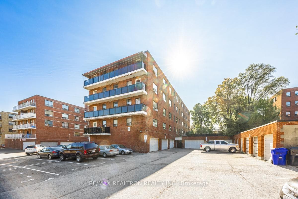 4 Hill Heights Road Unit 201 photo 2