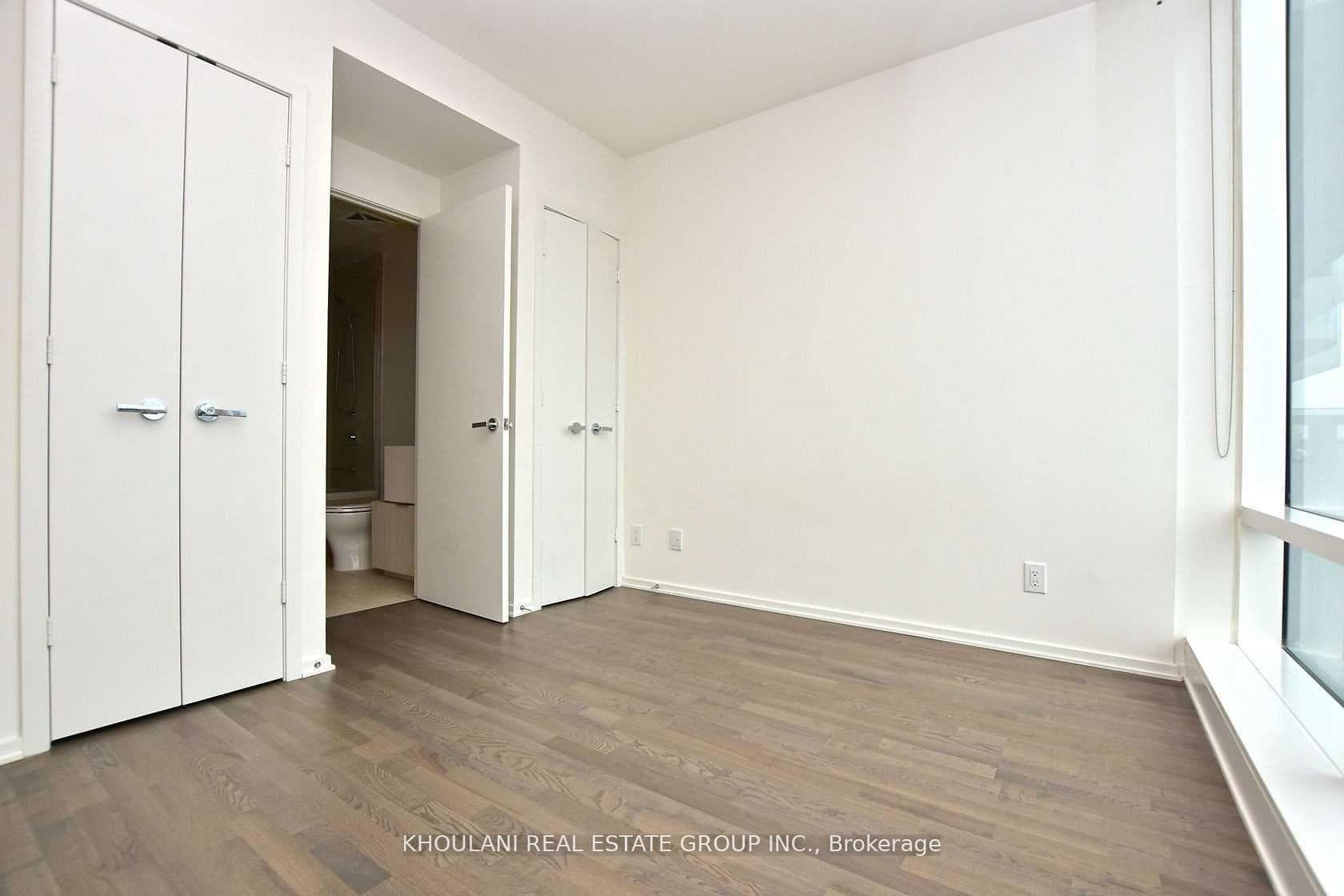 1 Bloor Street Unit 4101 photo 17