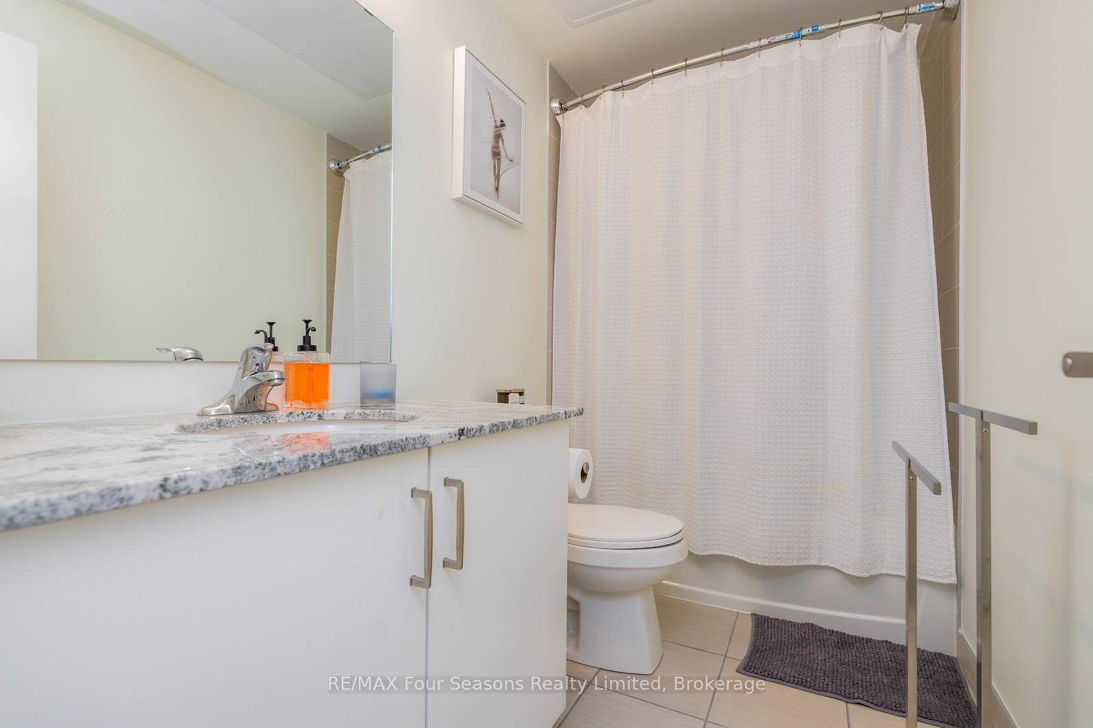 Primary washroom
