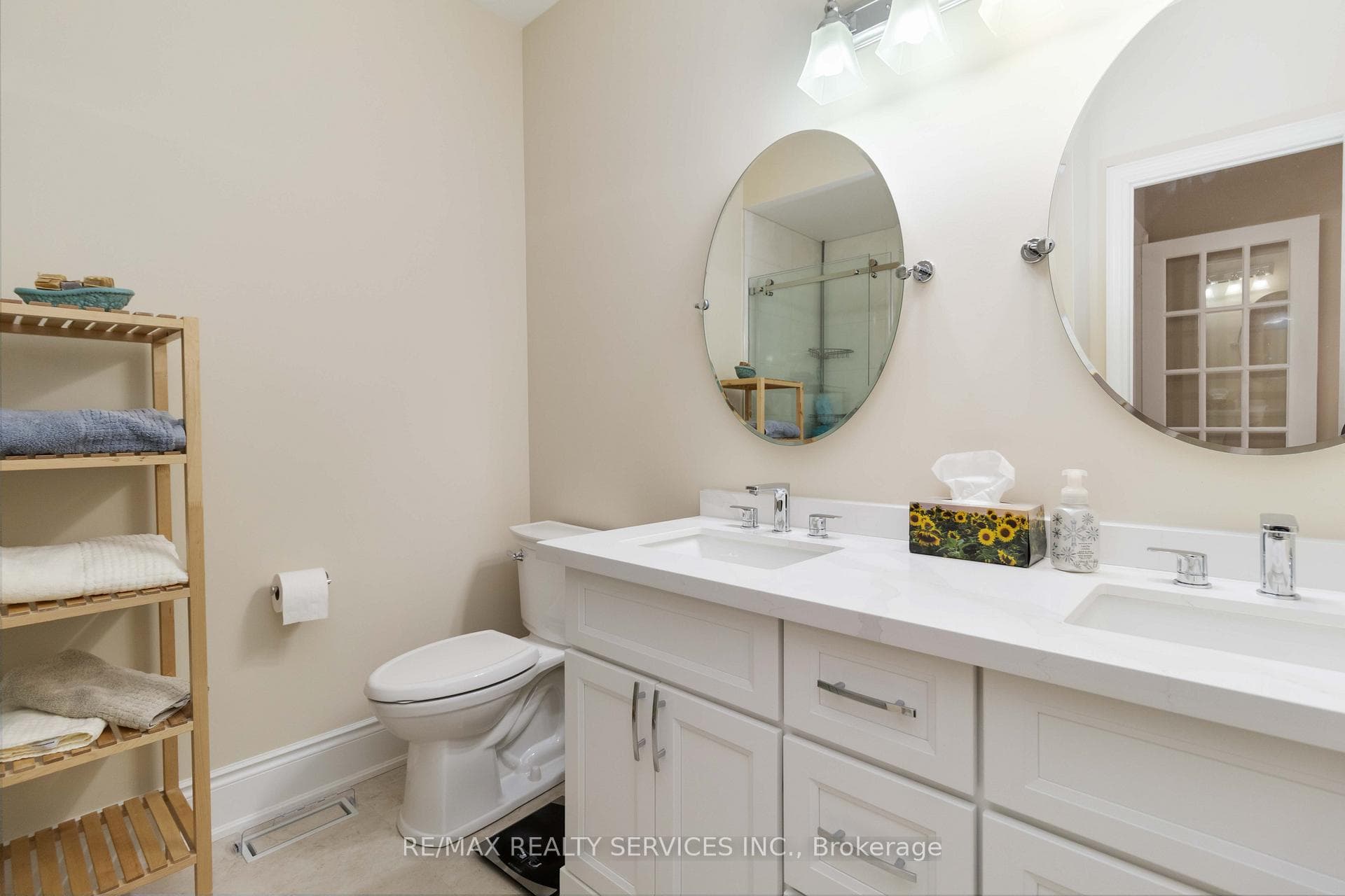 15 Valleystream Circle photo 11