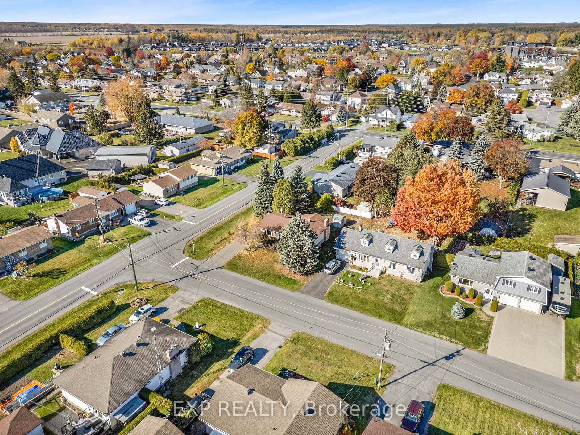 5 ALBERT Street photo 35