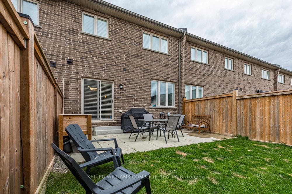 70 Dennis Drive photo 39