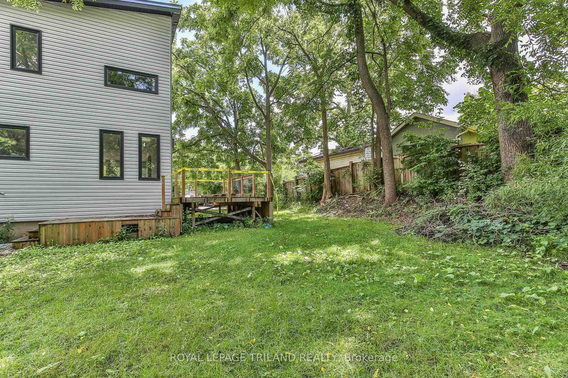 14 LUNDY Lane photo 30