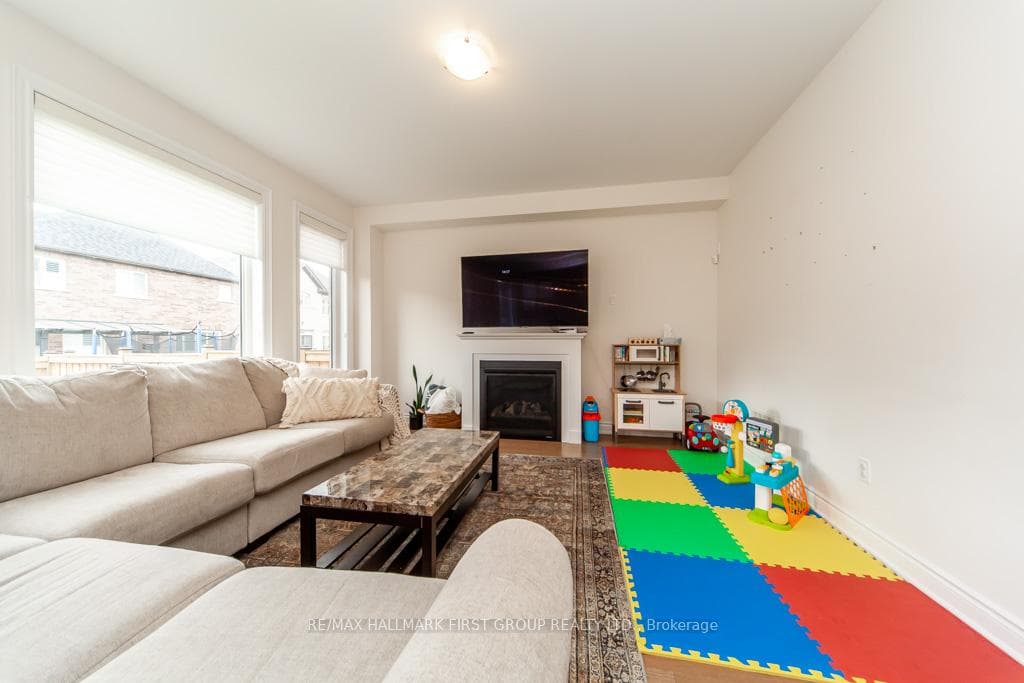 153 Marcel Brunelle Drive photo 7