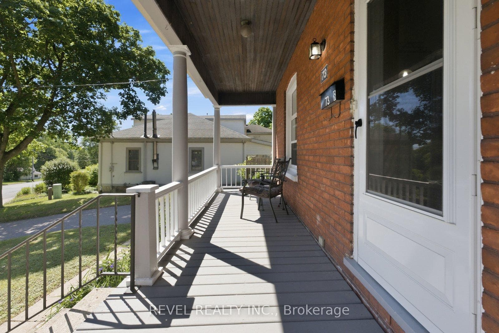 73 Grand River Street photo 8