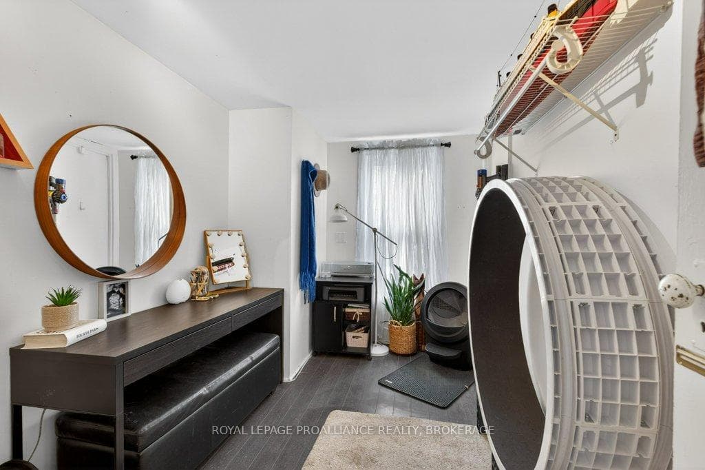 151 Adelaide Street photo 18