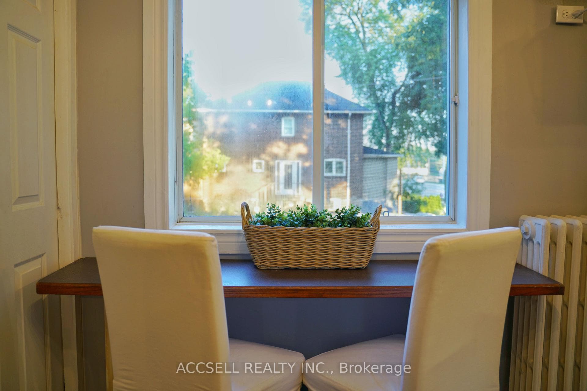 1069 Dixie Road photo 14