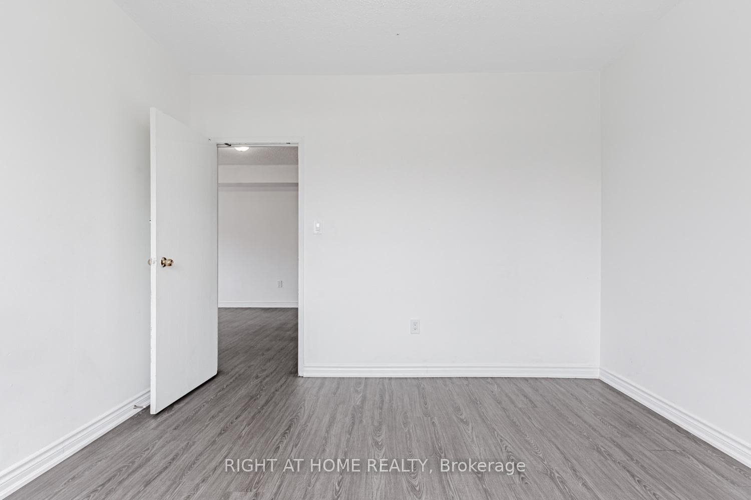 223 Jameson Avenue Unit 202 photo 20