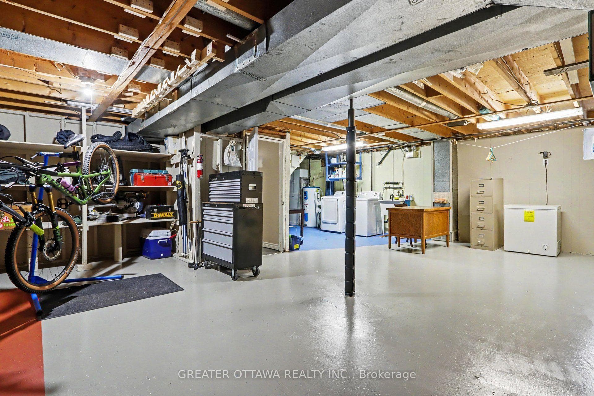 Yep there's room for your hobby room or shop