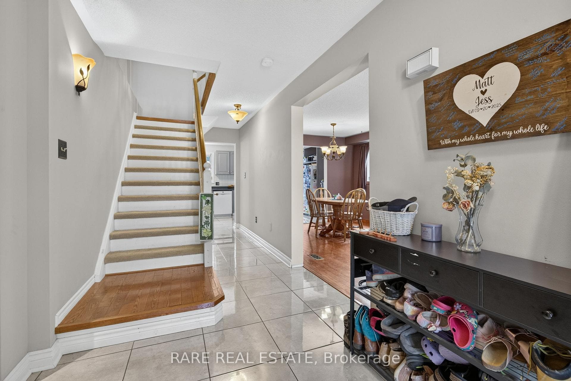 25 Edgewood Crescent photo 6