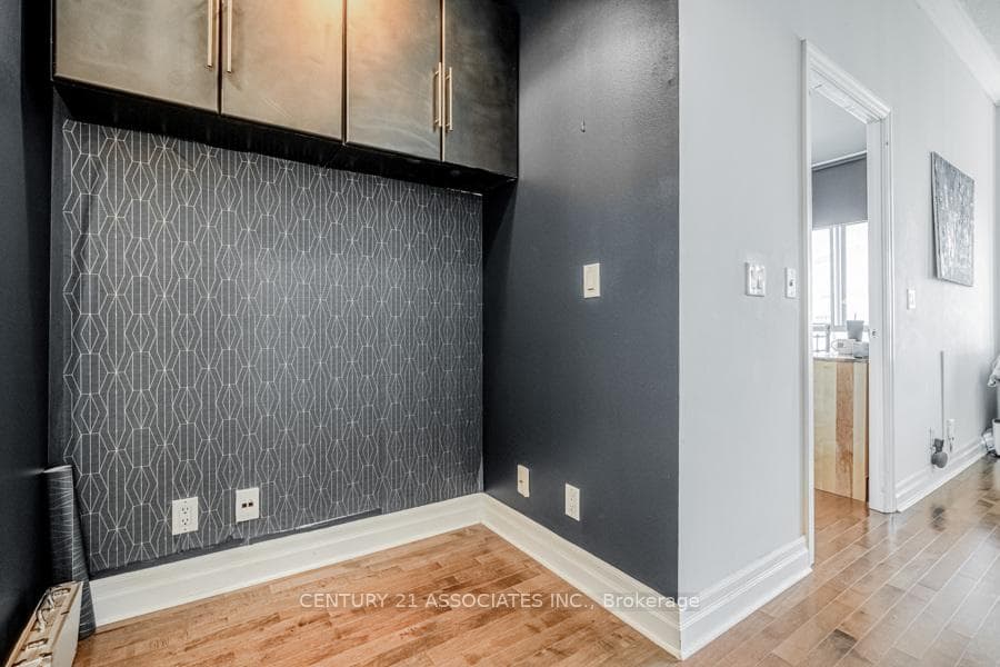 3939 Duke Of York Boulevard Unit 3204 photo 37