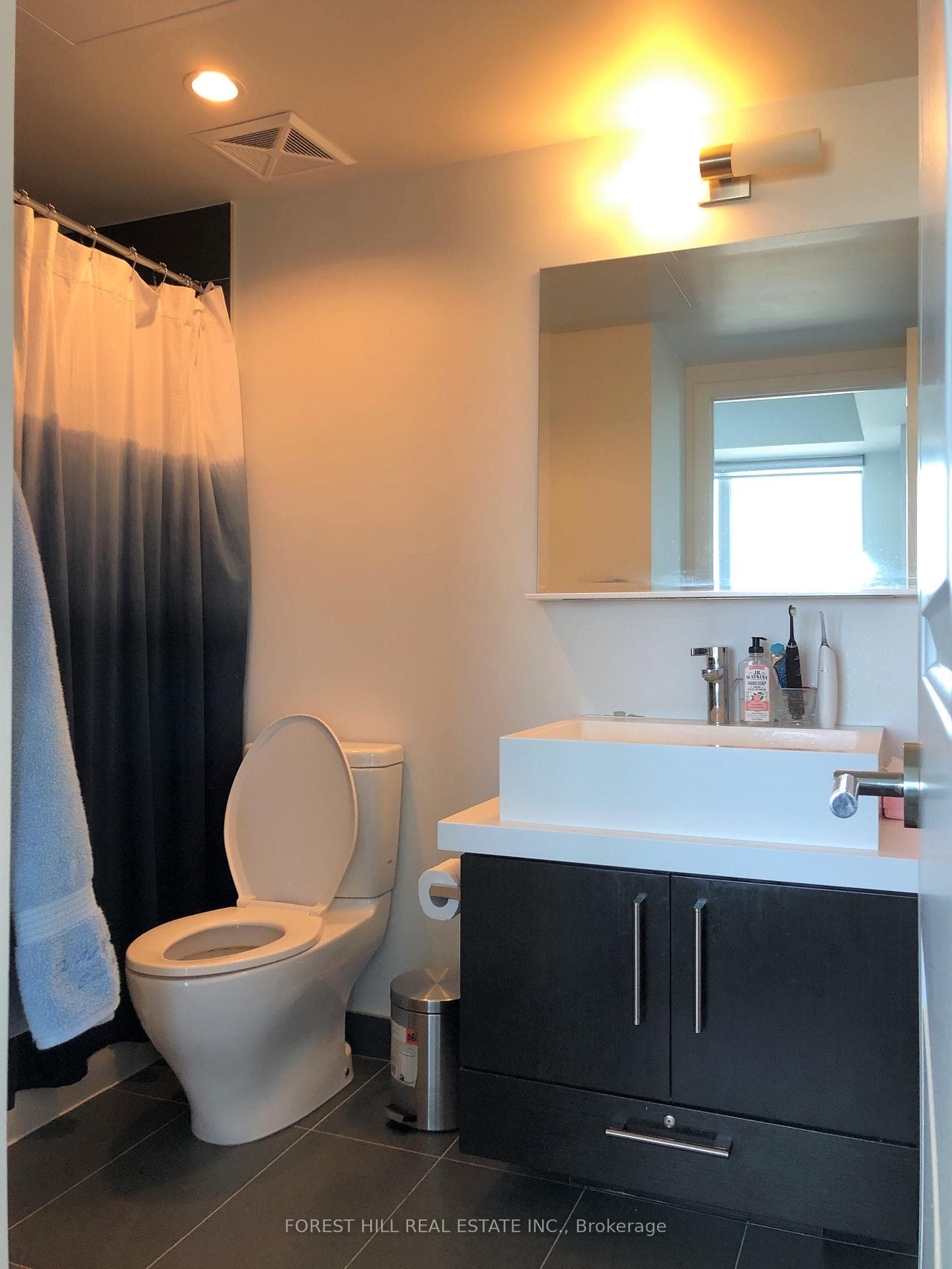 1080 Bay Street Unit 4010 photo 9