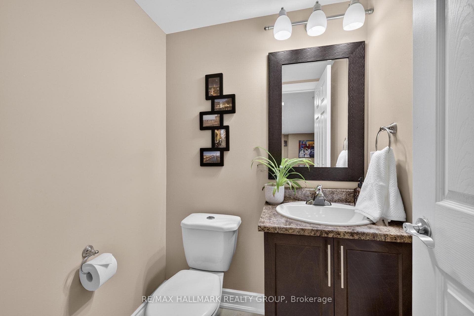 856 Norton Avenue photo 29