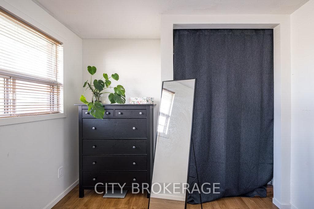 127 West Avenue photo 21