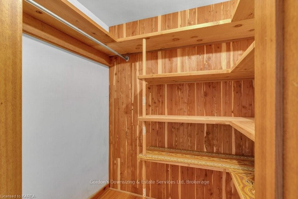 210 PHILLIPS Street photo 27