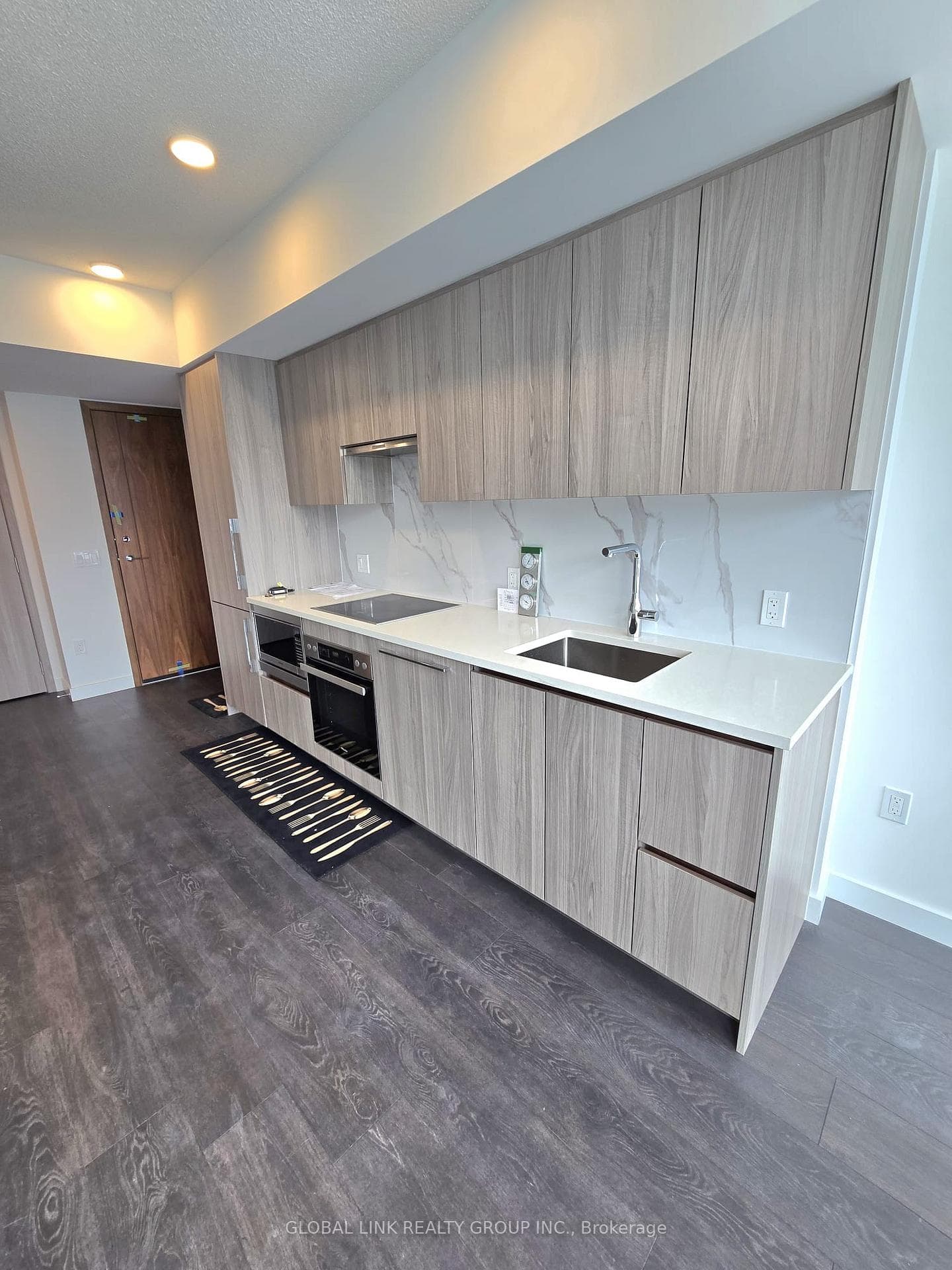 1 Concord Cityplace Way Unit 2802 photo 5