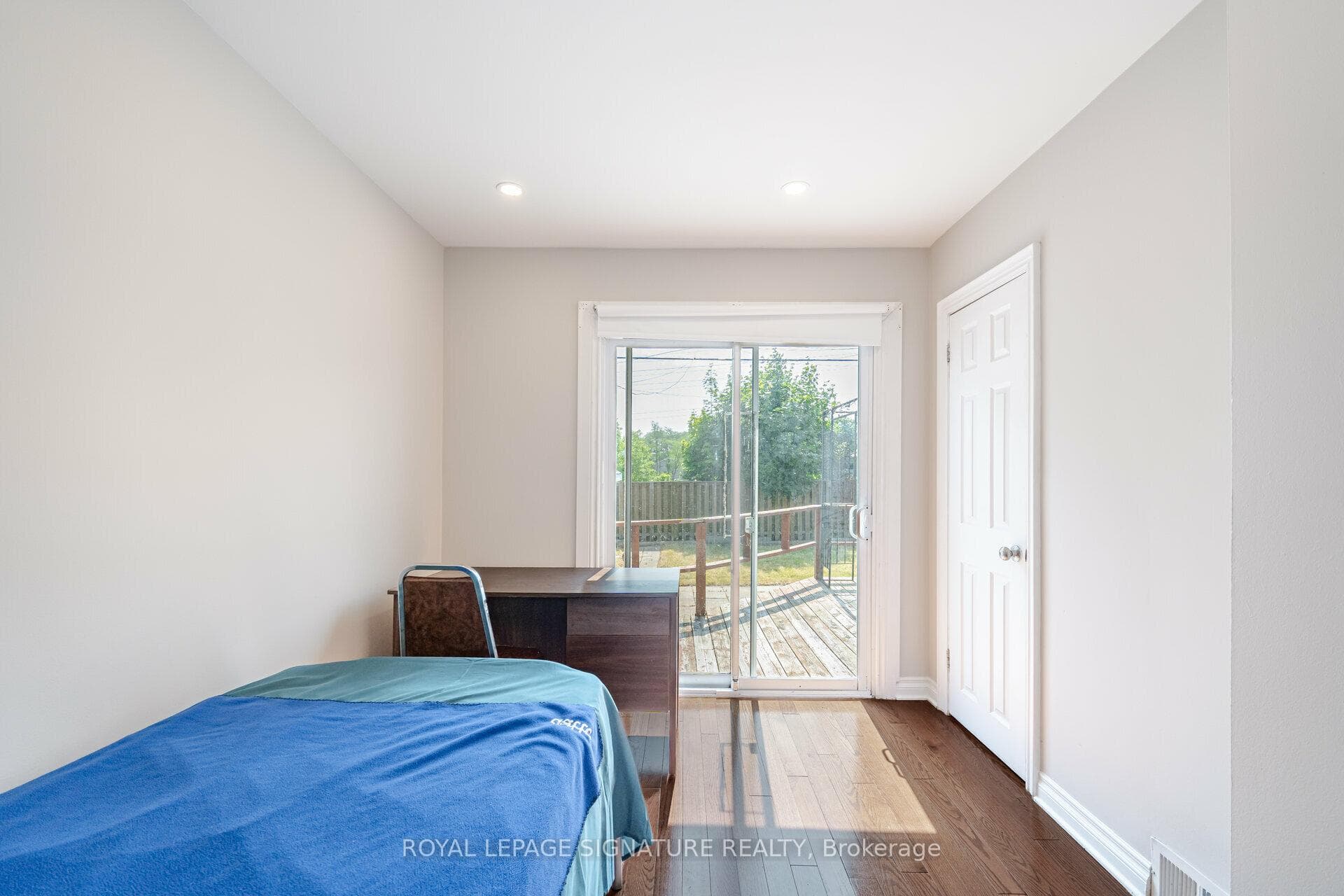 71 Redwater Drive Unit 1 photo 22