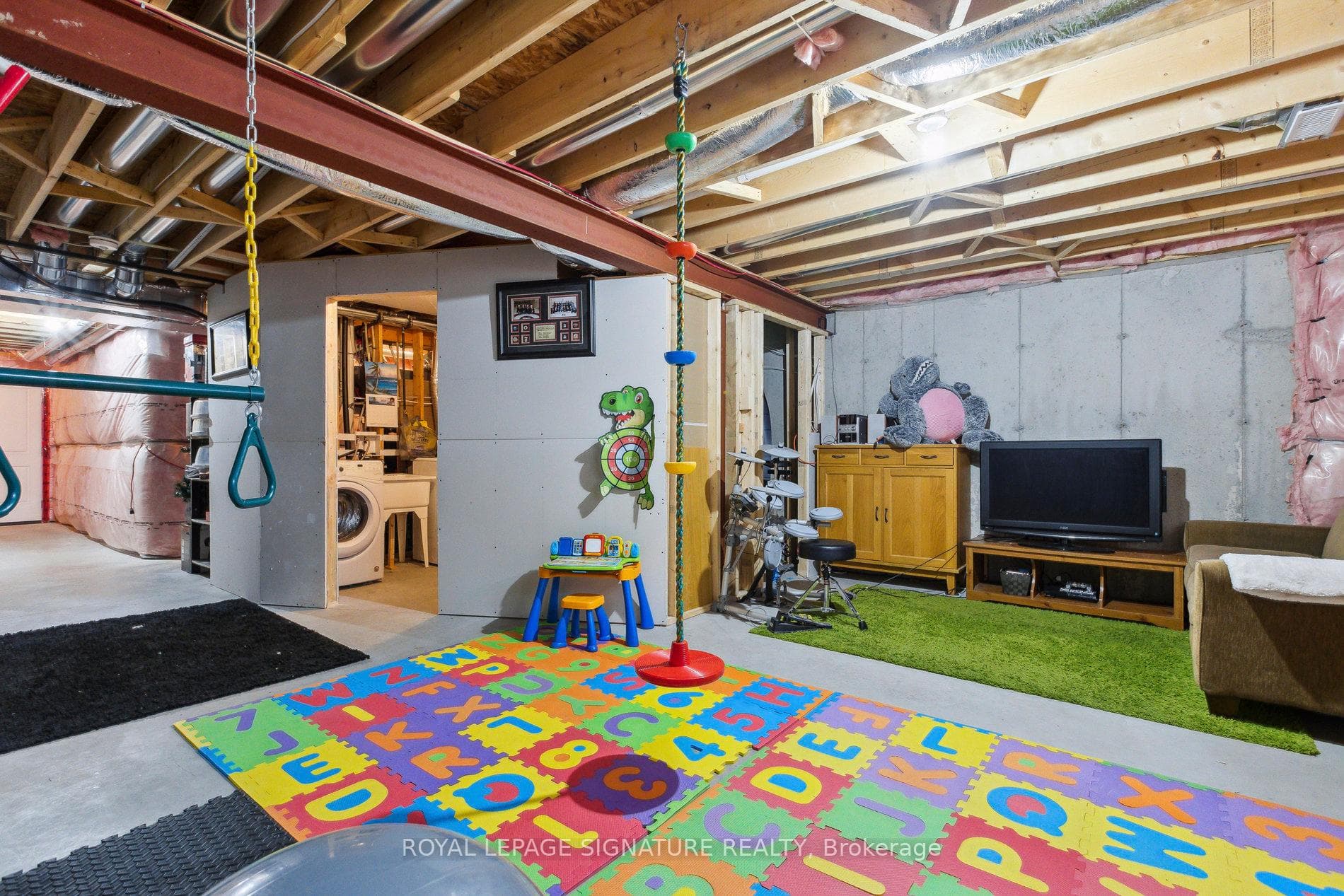 20 Lawson Street photo 35