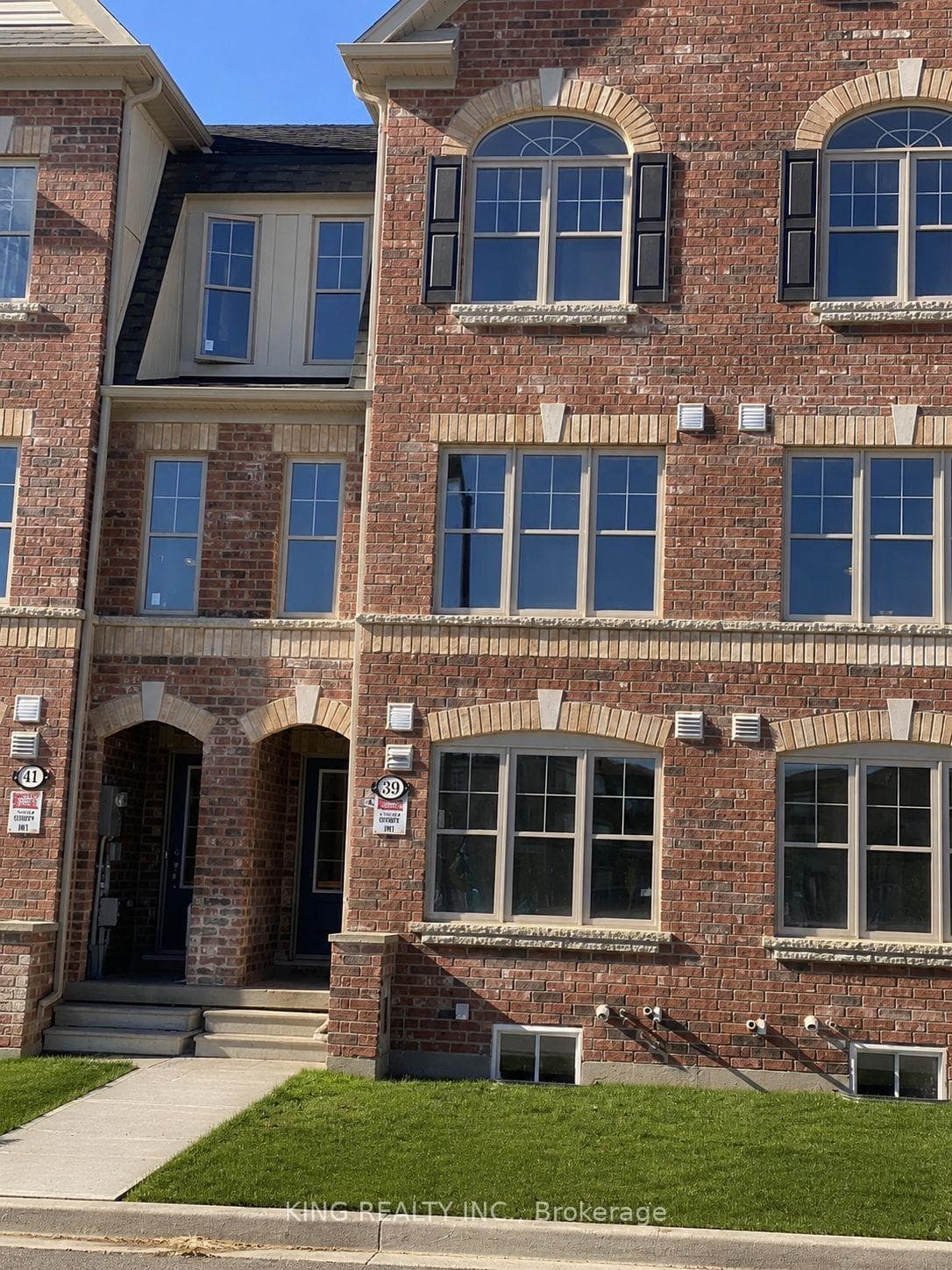39 Finegan Circle photo 1