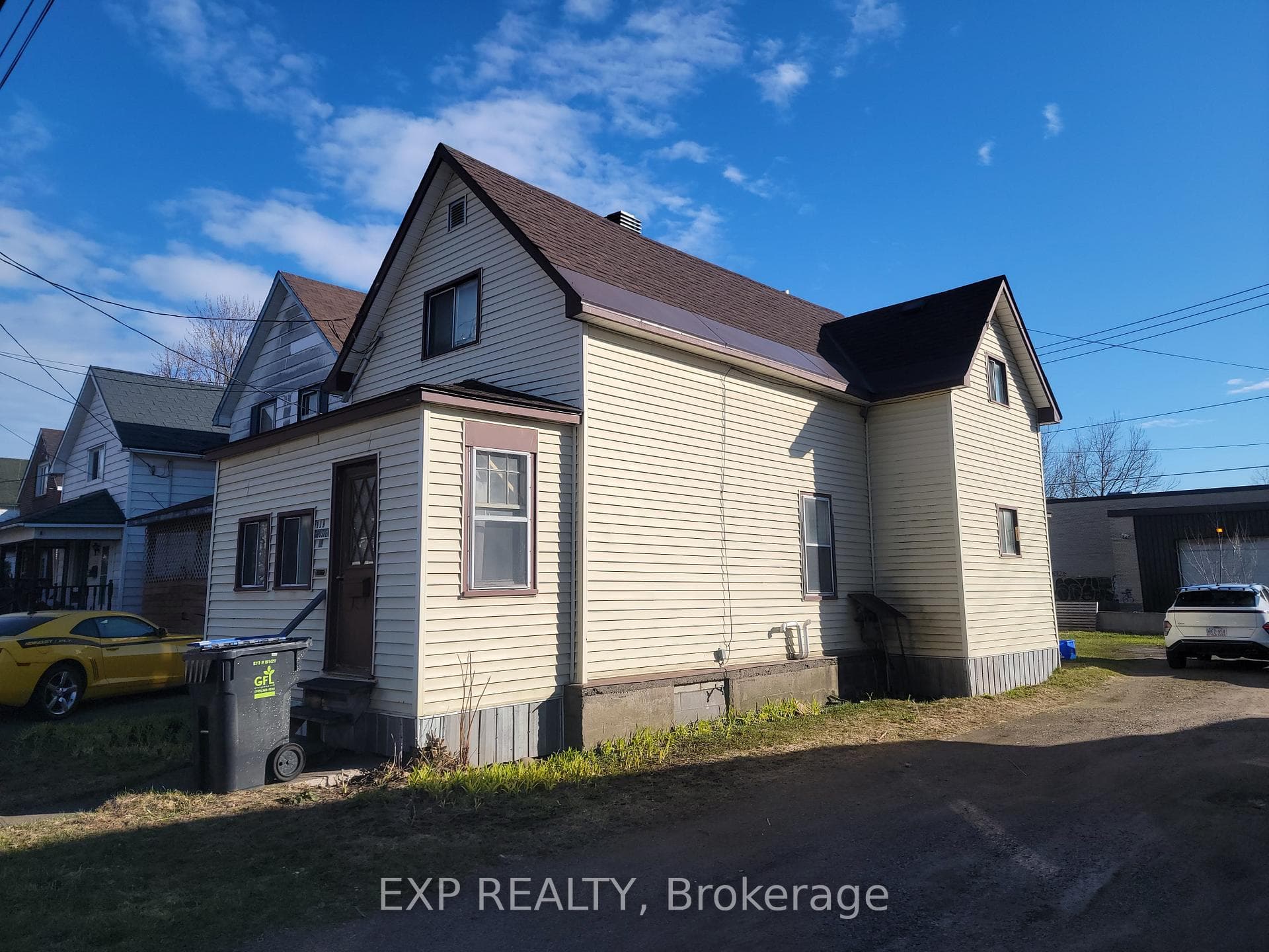 119 Grosvenor Avenue photo 5